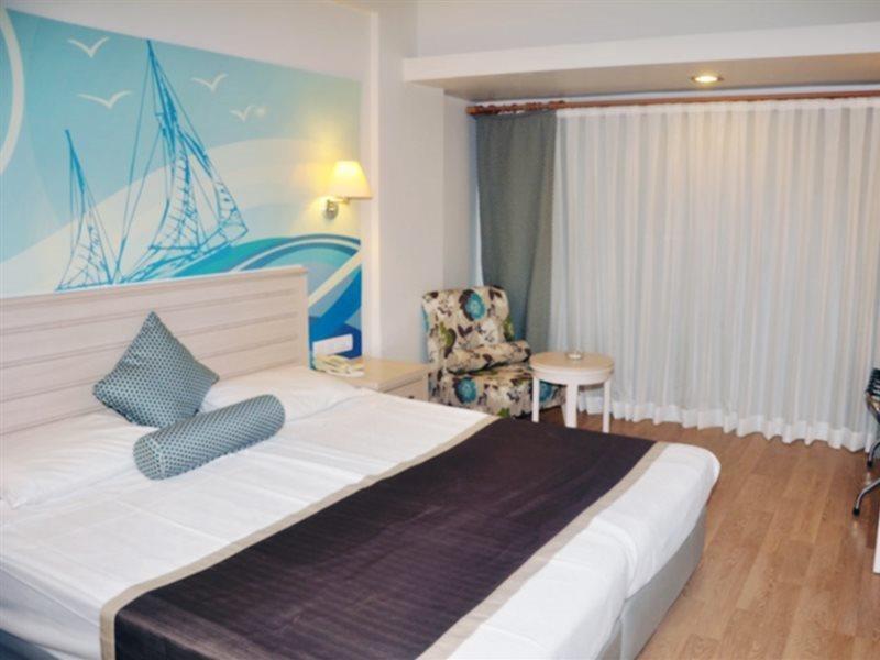 Thalia Beach Resort Hotel Ilica  Bagian luar foto