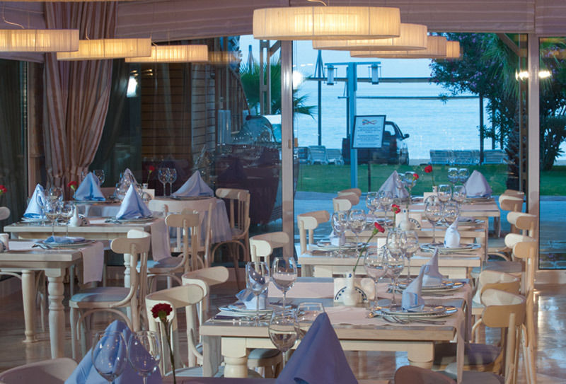 Thalia Beach Resort Hotel Ilica  Bagian luar foto