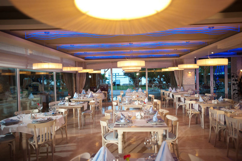 Thalia Beach Resort Hotel Ilica  Bagian luar foto