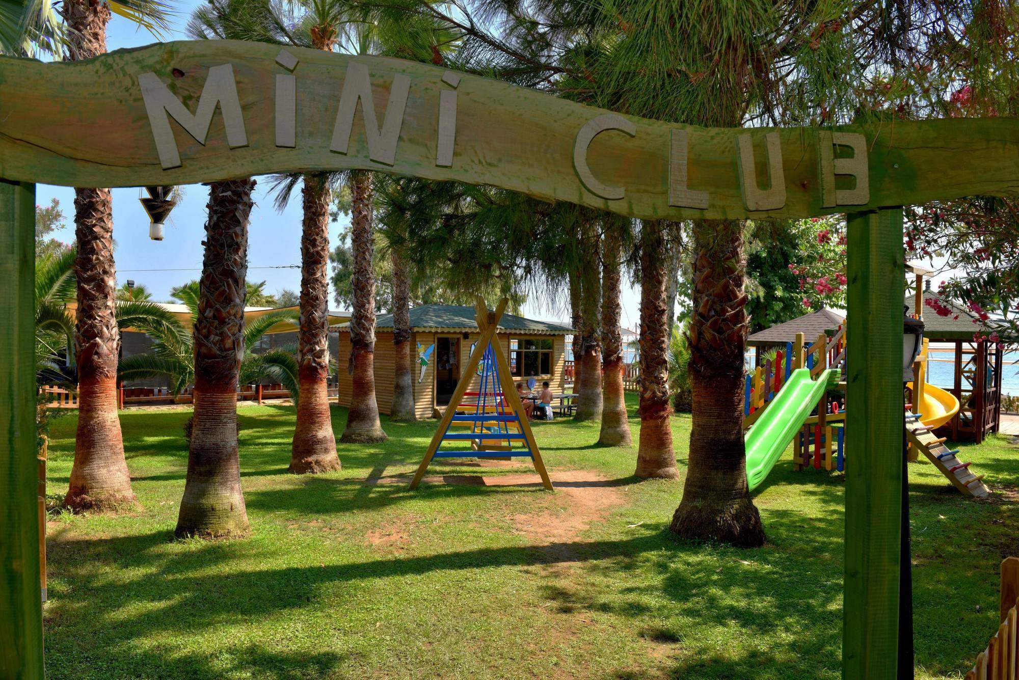 Thalia Beach Resort Hotel Ilica  Bagian luar foto