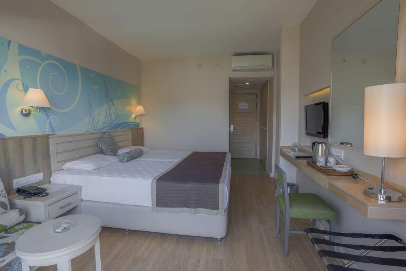 Thalia Beach Resort Hotel Ilica  Bagian luar foto